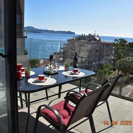 Sea View And Ifach Apartamento Calpe